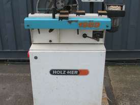 Corner Rounder Profiling Machine - Holzher 1980 - picture0' - Click to enlarge