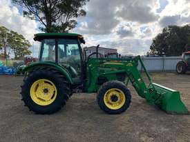 John Deere 5083E Cab Tractor - picture1' - Click to enlarge