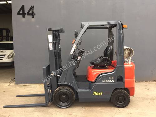 Nissan PLO1A18U 1.8 Ton Container Mast Counterbalance Forklift 