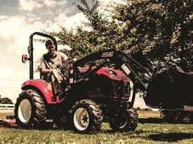 Case IH	Farmall B - picture2' - Click to enlarge