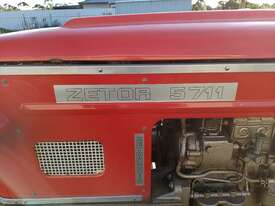 Tractor ZETOR 5711  & Howard 1.8 slasher - picture1' - Click to enlarge