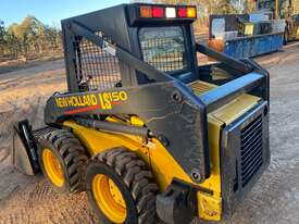 New Holland LS150 2040Kg Skid Steer with 4in1 Bucket - picture0' - Click to enlarge