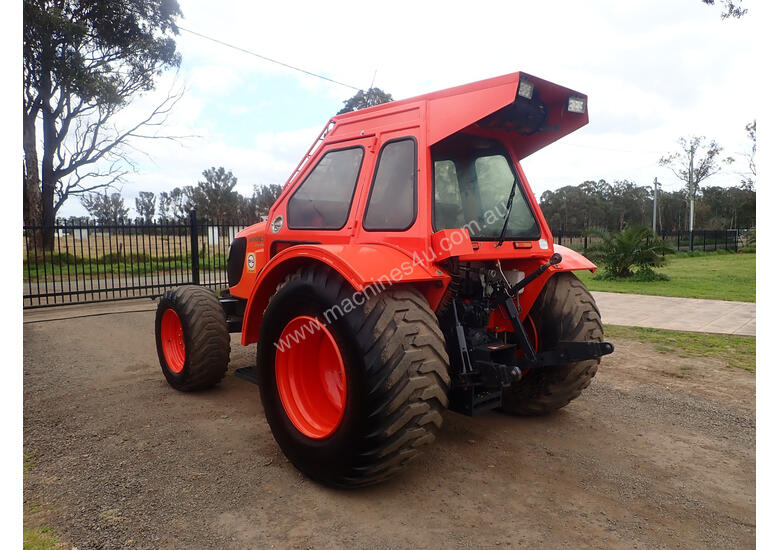 caption Kubota M108 FWA/4WD Tractor