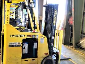 1.363T Battery Electric 3 Wheel Forklift - picture0' - Click to enlarge