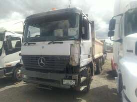 Mercedes-Benz Tipper - picture2' - Click to enlarge