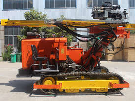 Crawler Hydraulic Pile Driver - picture0' - Click to enlarge