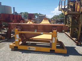 Honert Ludowici Vibrating Feeder - picture0' - Click to enlarge