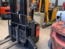 walk behind forklift stacker - Hire - picture1' - Click to enlarge