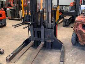 walk behind forklift stacker - Hire - picture2' - Click to enlarge