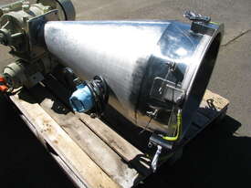 Industrial Rotary Valve Feeder with Hopper - Pneuvay - picture0' - Click to enlarge