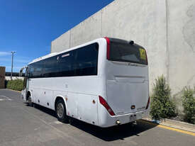Zhong Tong LCK6125H Coach Bus - picture1' - Click to enlarge