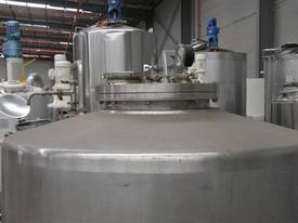 Pressure Vessel - Capacity 1,500 Lt. - picture1' - Click to enlarge