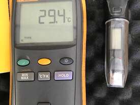 thermocouple thermometer - picture0' - Click to enlarge