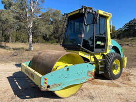 Ammann ASC70 Vibrating Roller Roller/Compacting - picture0' - Click to enlarge