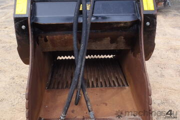 MB Crusher Bucket BF80.3   ONLY