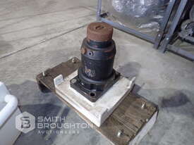 HYDRAULIC RAM - picture0' - Click to enlarge