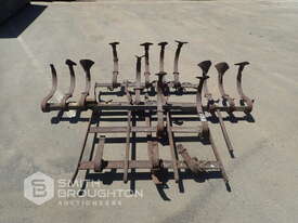 VINTAGE HORSE DRAWN CULTIVATOR - picture0' - Click to enlarge