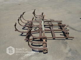 VINTAGE HORSE DRAWN CULTIVATOR - picture0' - Click to enlarge