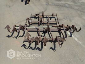 VINTAGE HORSE DRAWN CULTIVATOR - picture1' - Click to enlarge