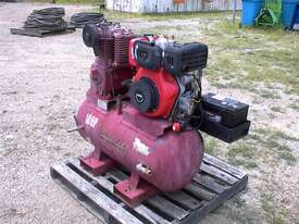 Air compressor diesel 30 CFM - picture0' - Click to enlarge