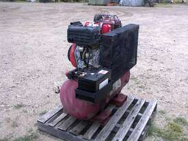 Air compressor diesel 30 CFM - picture1' - Click to enlarge