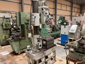 Used Yang RD600 Radial Drill - picture0' - Click to enlarge