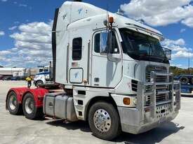 Freightliner Argosy - picture0' - Click to enlarge