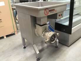 THOMPSON COMMERCIAL MEAT MINCER - picture0' - Click to enlarge