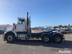 2009 Western Star 4800FX - picture1' - Click to enlarge