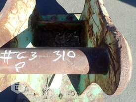 EXCAVATOR HEAD BRACKET - picture1' - Click to enlarge