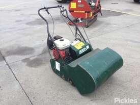 Alroh Reel Mower - picture0' - Click to enlarge