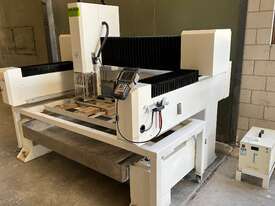 CNC stone u/mount sink cutting and engraving machine (RHINO) - picture2' - Click to enlarge