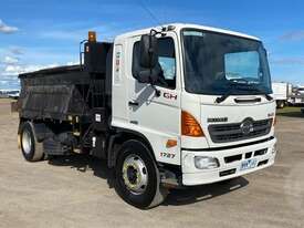 Hino 500 - picture0' - Click to enlarge