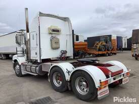 2010 Kenworth T402 - picture2' - Click to enlarge