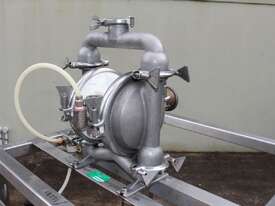 Diaphragm Pump. - picture2' - Click to enlarge