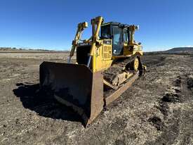 2010 D6T XL CRAWLER DOZER  - picture0' - Click to enlarge