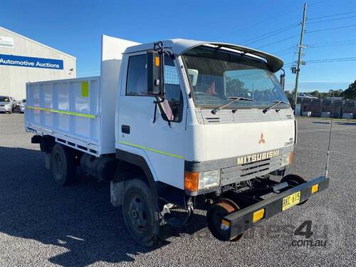 Mitsubishi Canter