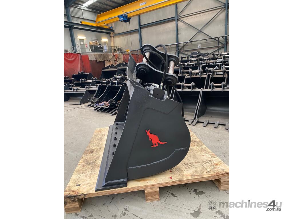 New roo attachments 4-6 Ton Excavator Tilt Bucket 1200 mm Kubota ...