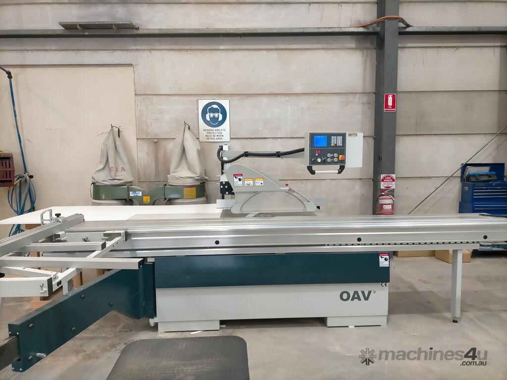 Used 2021 oav 3800 Panel saw with electronic rip fence Panel Saw in