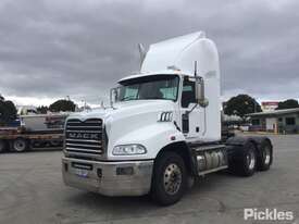 2015 Mack Granite - picture0' - Click to enlarge