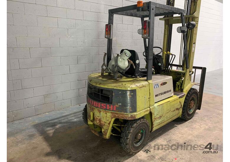 Used Mitsubishi 7FG20 Forklifts And Stackers In , - Listed On Machines4u