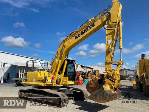 Komatsu PC200LC-8MO