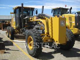 JOHN DEERE 670G Motor Graders - picture0' - Click to enlarge