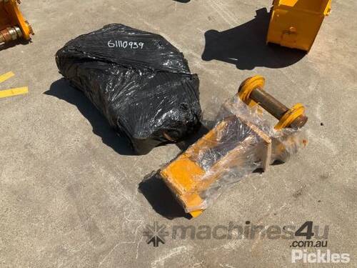 Hydraulic Swivel Hitch - Excavator Pick-up Dimensions - Pin Diameter: 45mm, Pin Centre: 230mm, Ear W