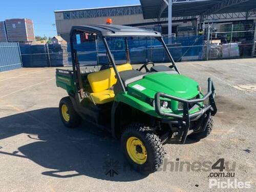 2018 John Deere XUV560E