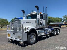 2010 Western Star 6900 Series - picture0' - Click to enlarge