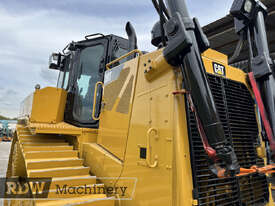 Caterpillar D8T Dozer - picture2' - Click to enlarge