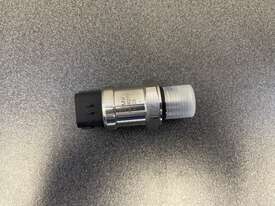 4436271 - Hitachi Series 5 Pressure Sensor  - picture0' - Click to enlarge