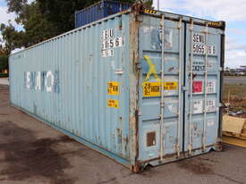 40 FOOT SHIPPING CONTAINER - picture0' - Click to enlarge