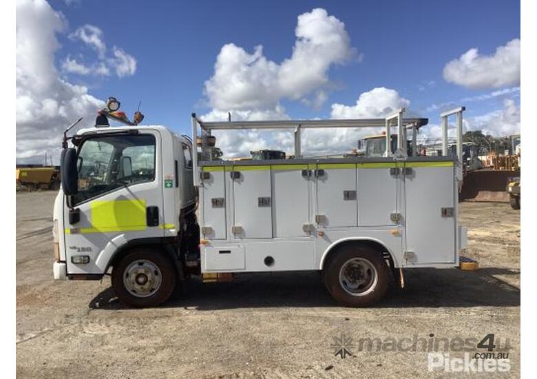 Buy Used Isuzu 2017 Isuzu NH NLR Service Trucks in , - Listed on Machines4u